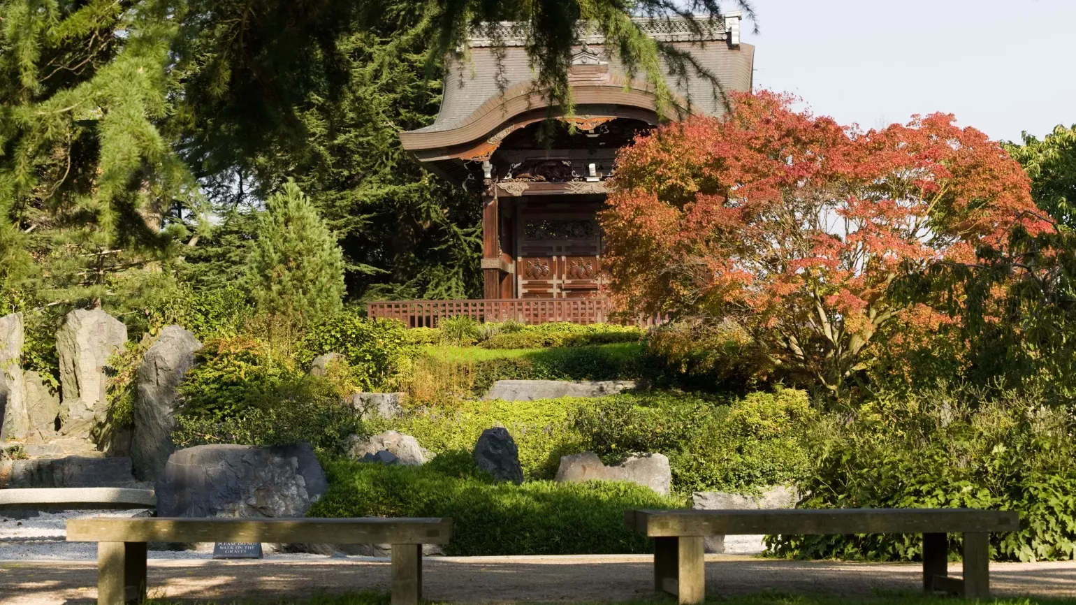 The Japanese Gateway and Landscape © RBG Kew A view of the Japanese Gateway at Kew